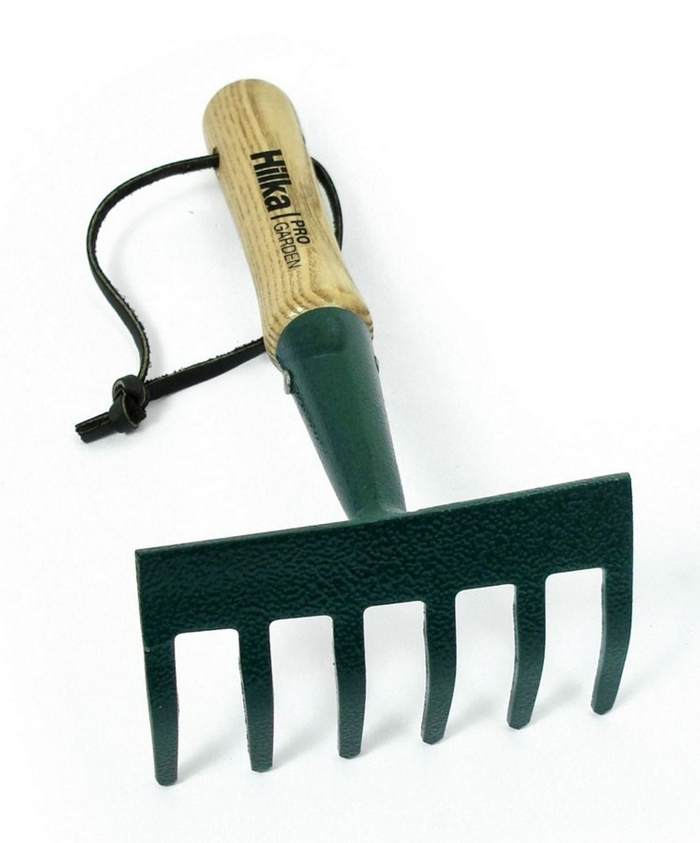 Hilka-Carbon-Steel-Hand-Rake